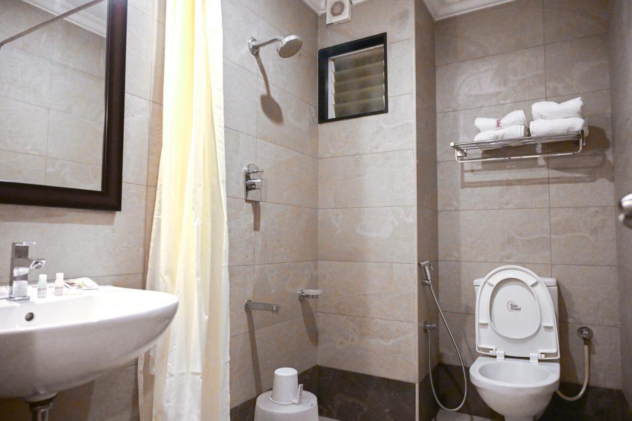 Hotel Sms Grand Imperial ולורה מראה חיצוני תמונה